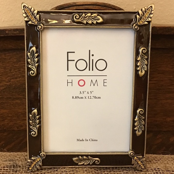 Folio Enameled Photo frame with stone and gold embellishments - Picture 2 of 4